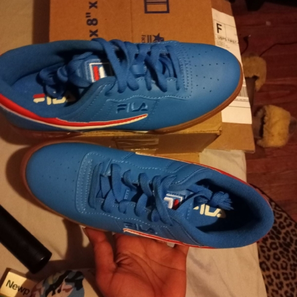 Fila - Picture 2 of 4